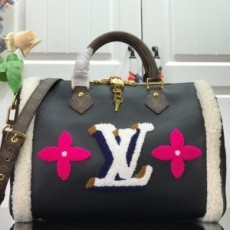 루이비통 LOUIS VUITTON 2020 SS 시러링 트리밍 반둘리에 토트백 M56966 커스텀급