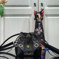 루이비통 LOUIS VUITTON 2020 SS 1854 노에 퍼스 버킷백 M69973 커스텀급