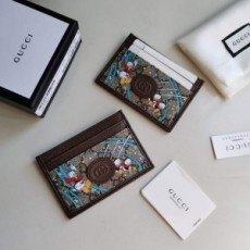 구찌 GUCCI 2020 SS 디즈니 도널드덕 카드 지갑 647942 커스텀급