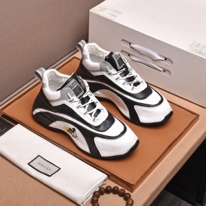 구찌 GUCCI 2020 SS 디즈니 캐릭터 블랙 남성 슈즈