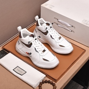 구찌 GUCCI 2020 SS 디즈니 스트라이프 남성 슈즈