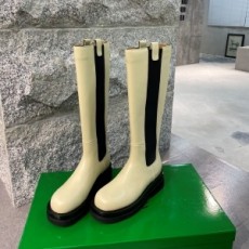 보테가 베네타 BOTTEGA VENETA 2020 SS 지퍼 가죽패치 아이보리 여성 롱부츠