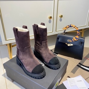 샤넬 CHANEL 2020 SS 로고 스티치 스웨이드 브라운 여성 쇼트부츠