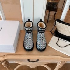 보테가 베네타 BOTTEGA 2020 SS 패치로고 양털 여성 쇼트부츠