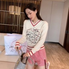 디올 DIOR 2020 SS 캐릭터 하트 브이넥 여성 니트