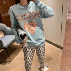 구찌 GUCCI 2020 SS 캐릭터 패치로고 여성 긴팔티