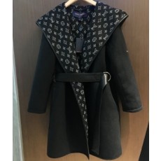 루이비통 LOUIS VUITTON 2020 SS 모노그램 후드 여성 롱코트 미러급