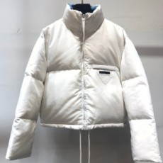 프라다 PRADA 2020 SS 삼각로고 퀄팅 여성 패딩 커스텀급