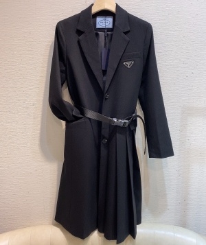 프라다 PRADA 2020 SS 삼각로고 벨트 여성 롱코트 커스텀급