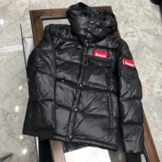 몽클레어 MONCLER 2020 SS 패치로고 후드 포켓 남성 패딩 커스텀급