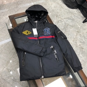 구찌 GUCCI 2020 SS 패치로고 포켓 후드 남성 롱패딩 커스텀급