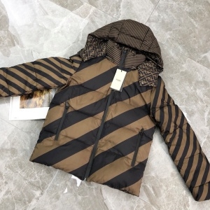 펜디 FENDI 2020 SS 스트라이프 F로고 후드 여성 패딩 커스텀급