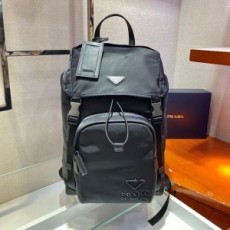 프라다 PRADA 2020 삼각로고 포코노 백팩 2VZ135 커스텀급