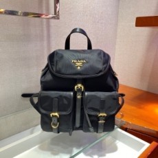 프라다 PRADA 2020 포코노 삼각로고 스몰 블랙 백팩 1BZ677 커스텀급