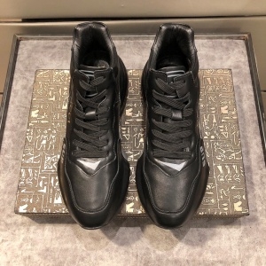 구찌 GUCCI 2020 투톤 스티치 로고 남성 슈즈 커스텀급