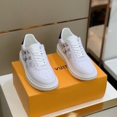 루이비통 LOUIS VUITTON 2020 모노그램 블랙텝 남성 슈즈 커스텀급