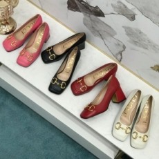 구찌 GUCCI 2020 레더 스티치 금속로고 여성 구두 커스텀급