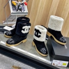 샤넬 CHANEL 2020 투톤 CC로고 양털안감 여성 쇼트부츠 커스텀급
