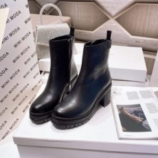 프라다 PRADA 2020 패치로고 지퍼장식 여성 쇼트부츠 커스텀급