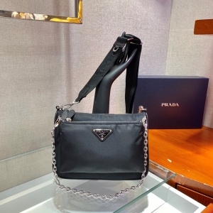 프라다 PRADA 2021 투웨이 나일론 체인백 1BH168 커스텀급