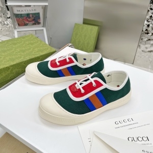 구찌 GUCCI 2021 캐릭터 삼선 여성 슈즈 커스텀급