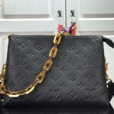 루이비통 LOUIS VUITTON 2021 쿠상 체인 숄더백 M57790 커스텀급