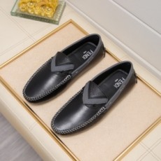 펜디 FENDI 2021 V로고 스티치 남성 구두 커스텀급