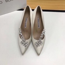 마놀로 블라닉 MANOLO BLAHNIKL 2021 SS 큐빅장식 여성 구두 커스텀급