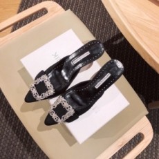 마놀로 블라닉 MANOLO BLAHNIKL 2021 SS 큐빅버클 스티치 여성 뮐 구두 커스텀급