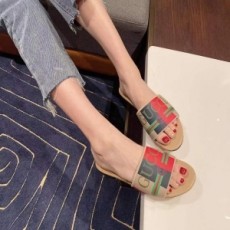 구찌 GUCCI 2021 SS 삼선 띠로고 여성 슬리퍼 커스텀급