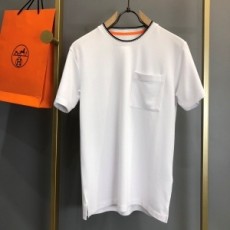 에르메스 HERMES 2021 SS 로고 자수 포켓 남성 반팔티 커스텀급