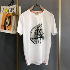 에르메스 HERMES 2021 SS 캐릭터 자수 라운드넥 남성 반팔티 커스텀급