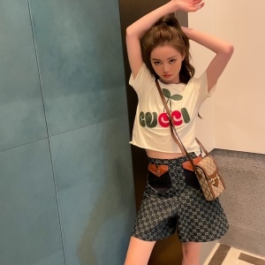 구찌 GUCCI 2021 SS 자수 애폴 여성 반팔티 커스텀급