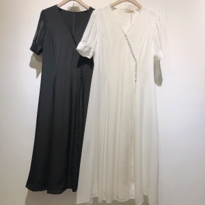 끌로에 CHLOE 2021 SS 실크 단추장식 여성 원피스 커스텀급