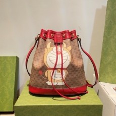 구찌 GUCCI 2021 SS 도라이몽 스몰 버킷백 655597 커스텀급