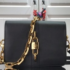 루이비통 LOUIS VUITTON 2021 SS 랑데부 체인 숄더백 M57744 커스텀급