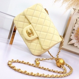 샤넬 CHANEL 2021 SS 골드백 쁘띠삭 미니 클래식백 옐로우 AS1786 커스텀급