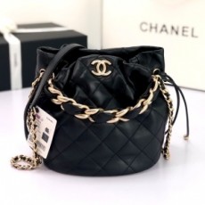 샤넬 CHANEL 2021 SS 드로우스트링 버킷백 블랙 AS2425 커스텀급