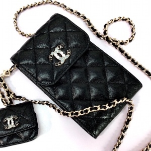 샤넬 CHANEL 2021 SS 캐비어 에어팟 체인 폰 홀더백 블랙 AP2033 커스텀급