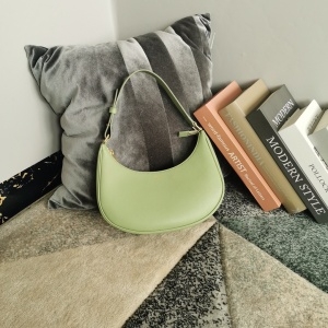 셀린느 CELINE 2021 SS 스무스 카프스킨 아바 백 옐로우그린 193953 커스텀급