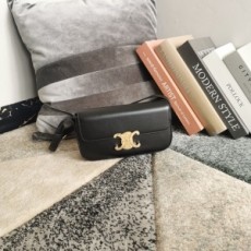 셀린느 CELINE 2021 SS 트리오페 카프스킨 숄더백 블랙 194143 커스텀급