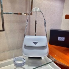 프라다 PRADA 2021 SS 클레오 브러쉬 레더 숄더백 1BD303 커스텀급
