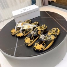 베르사체 VERSACE 2021 SS  캐릭터 프린팅 로고 남성 쪼리 커스텀급