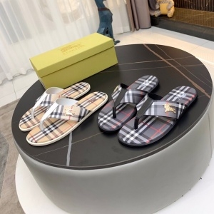 버버리 BURBERRY 2021 SS  체크 프린팅 로고 남성 쪼리 커스텀급