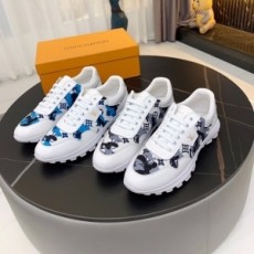 루이비통 LOUIS VUITTON 2021 SS 모노그램 디지털 남성 슈즈 커스텀급