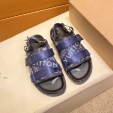 루이비통 LOUIS VUITTON 2021 SS 모노그램 네이비 버클 남성 샌들 커스텀급