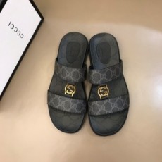 구찌 GUCCI 2021 SS GG로고 쟈가드 블랙 남성 샌들 커스텀급
