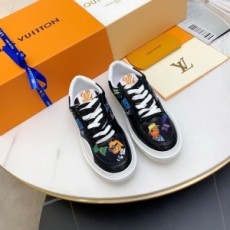 루이비통 LOUIS VUITTON 2021 SS 캐릭터 블랙 커플 슈즈 커스텀급