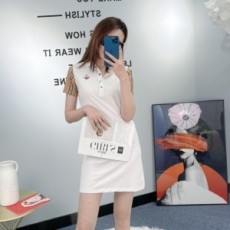 버버리 BURBERRY 2021 SS 스트라이프 투톤 여성 원피스 커스텀급