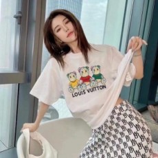 루이비통 LOUIS VUITTON 2021 SS 곰돌이 캐릭터 프린팅 남여공용 반팔티 커스텀급